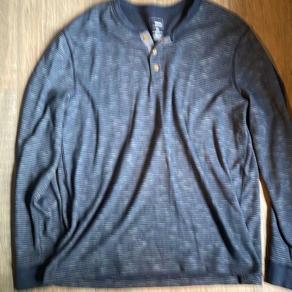 Long sleeve shirt